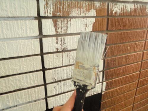 В какой цвет покрасить кирпичную стену. Покраска кирпичной стены своими руками