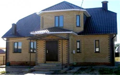 Чем закрыть кирпичную стену. Облицовка каменного дома кирпичом