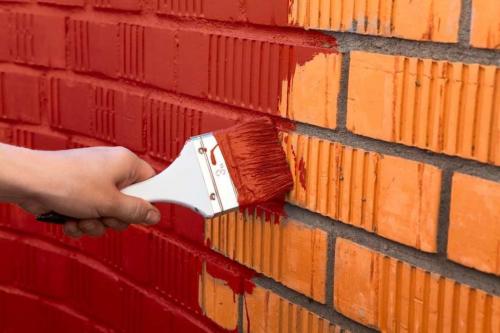 В какой цвет покрасить кирпичную стену. Покраска кирпичной стены своими руками