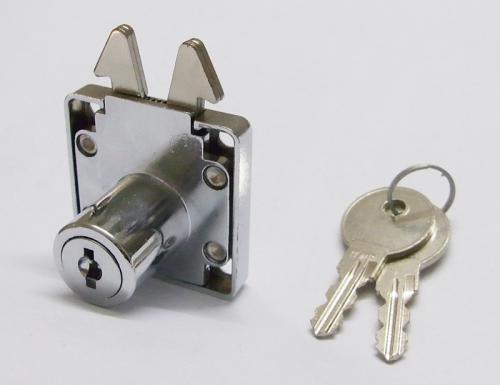 Шкаф для раздевалки размеры. Виды