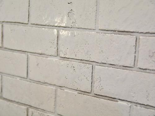 Как сделать кирпичный декор для стены своими руками. Декоративная штукатурка под кирпич своими руками: видео-уроки простых решений 04