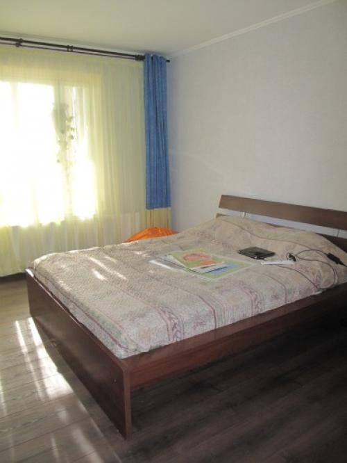 Какая кровать лучше на ножках или без. 8 ошибок при выборе кровати