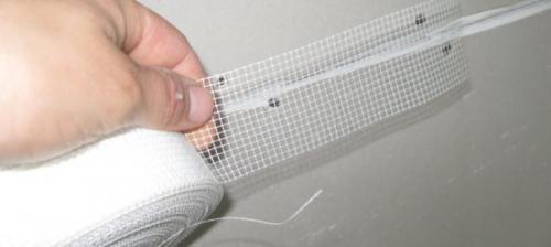 Шпаклевка потолка из гипсокартона. Что такое грунтовка и когда она нужна? 04