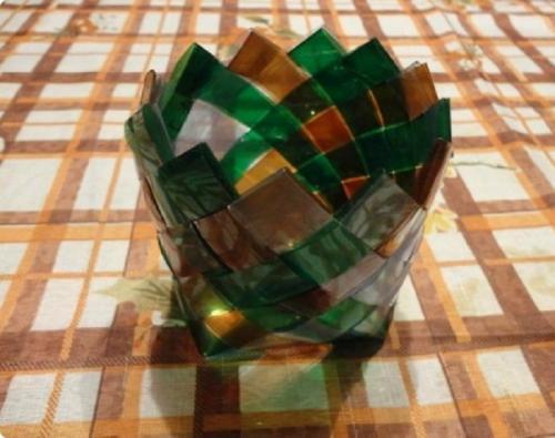 Плетение из пластиковых бутылок. Корзинка из зигзагов