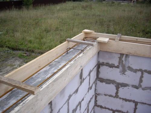 Пристройка к дому на отдельном фундаменте. Из чего лучше сделать пристройку к дому: выбор материала и фундамента