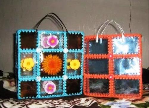 Летняя сумка из пластиковых бутылок. Сумки из пластиковых бутылок: как связать своими руками? 03