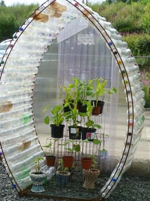 Поделки из пластиковых бутылок для сада пошаговая инструкция. Поделки для сада и огорода и описание, как их делать своими руками