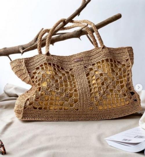 Сумка из рафии на пластиковой канве. Вяжем крючком сумки из рафии, большая подборка схем и описаний