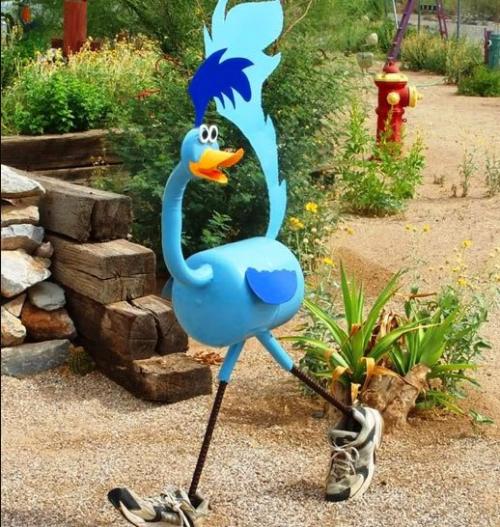 Поделки из пластиковых бутылок для сада пошаговая инструкция. Поделки для сада и огорода и описание, как их делать своими руками