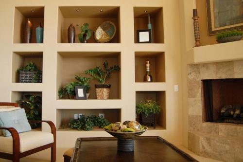 Декоративные полочки на стену. Виды настенных полок