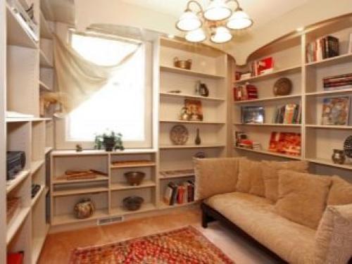 Декоративные полочки на стену. Виды настенных полок 18