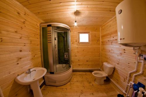 Чем обшить летний душ внутри. Отделка душа на даче внутри и снаружи