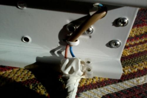 Как повесить светильник-бра на стену. Как повесить светильник на стену