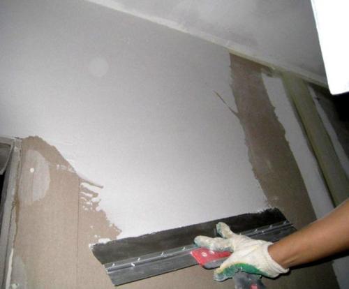 Нужно ли шпаклевать потолок из гипсокартона перед покраской. Зачем обрабатывать гипсокартонные листы шпатлевкой? 09 Нужно ли шпаклевать потолок из гипсокартона перед покраской. Зачем обрабатывать гипсокартонные листы шпатлевкой? 09