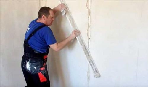 Нужно ли шпаклевать потолок из гипсокартона перед покраской. Зачем обрабатывать гипсокартонные листы шпатлевкой? 08 Нужно ли шпаклевать потолок из гипсокартона перед покраской. Зачем обрабатывать гипсокартонные листы шпатлевкой? 08