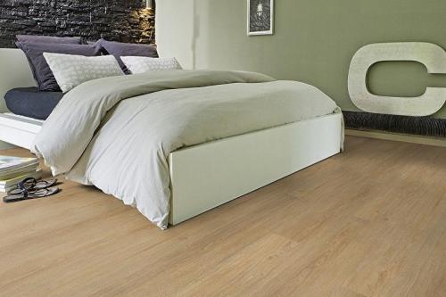 Пробковый пол в интерьере 03