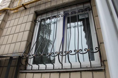 Виды оконных решеток. Подходящие дачные решётки
