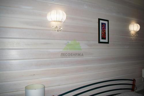 Отделка стен деревом в квартире. Отделка стен деревом: плюсы, минусы варианта, обзор потенциальных кандидатов 08