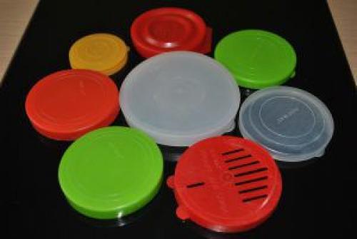 Как передвинуть шкаф без ножек. Как можно передвинуть мебель по линолеуму? Народные методы