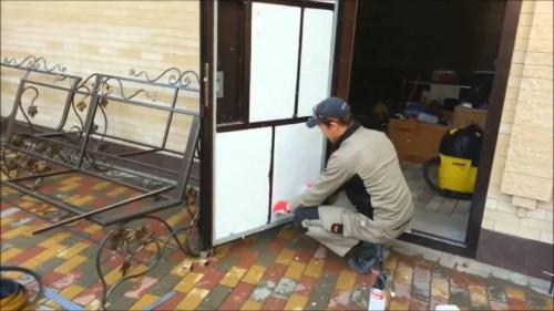 Какие инструменты необходимы для утепления железной входной двери. Как утеплить металлические двери не разбирая