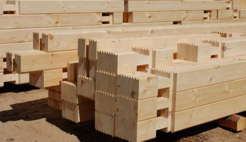 Какой вид бруса является наиболее долговечным. Из какого бруса лучше строить дом?