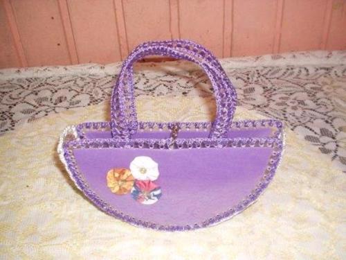 Умный и экологичный подарок: сумочка из пластиковых бутылок для Маленькой Леди 03