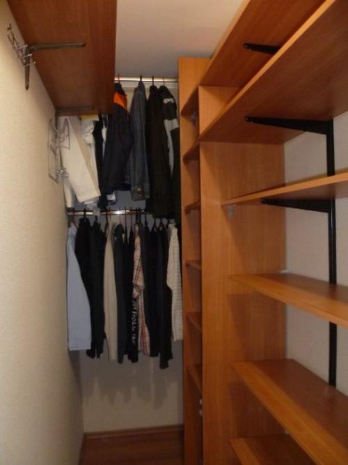 Дизайн маленькой гардеробной из кладовки. Особенности, как делается гардеробная из кладовки