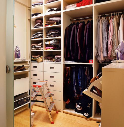 Дизайн маленькой гардеробной из кладовки. Особенности, как делается гардеробная из кладовки