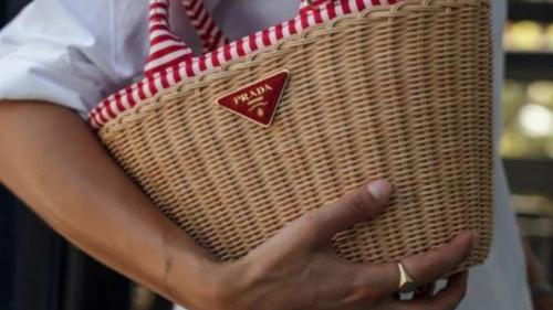 Как выбрать пляжную сумку из пластиковых бутылок под свой стиль. Как сделать так чтобы ваша пляжная сумка выглядела на 1000 долларов