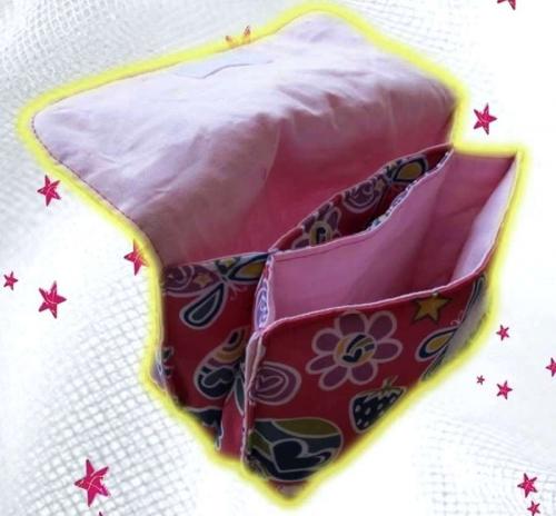 Упаковка из пластиковых бутылок: новая тенденция в сумочках-косметичках 13 Упаковка из пластиковых бутылок: новая тенденция в сумочках-косметичках 13