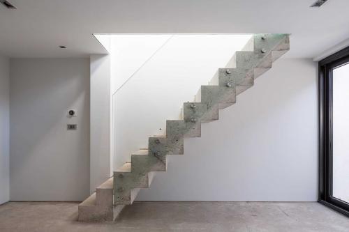 Как сделать металлическую лестницу для крыльца своими руками 08 Как сделать металлическую лестницу для крыльца своими руками 08