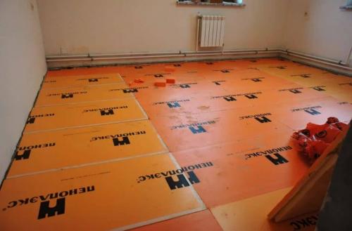 Какие материалы можно использовать для теплого пола на пеноплексе. Какой выбрать пеноплекс под теплый пол