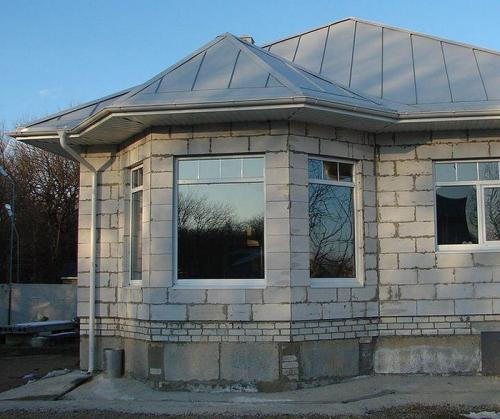 Какой дом дешевле построить. Брус или бревно 01