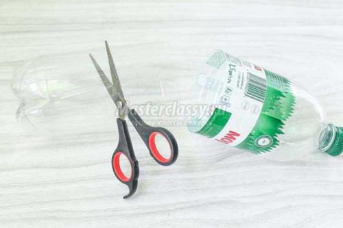 Создайте уютный сад из пластиковых бутылок 01 Создайте уютный сад из пластиковых бутылок 01