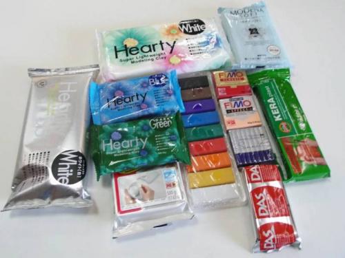 Какие идеи для украшения посуды с помощью полимерной глины можно использовать для создания оригинальных подарков. Кружки из полимерной глины своими руками — мастер-классы для начинающих по украшению кружек полимерной глиной + фото