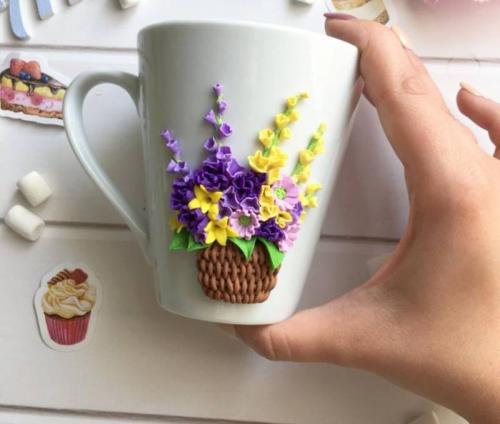 Какие идеи для украшения посуды с помощью полимерной глины можно использовать для создания оригинальных подарков. Кружки из полимерной глины своими руками — мастер-классы для начинающих по украшению кружек полимерной глиной + фото