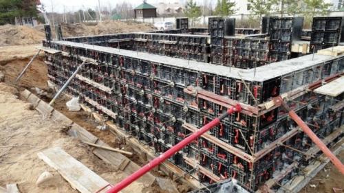 Как обеспечить надёжную герметизацию ленточного фундамента