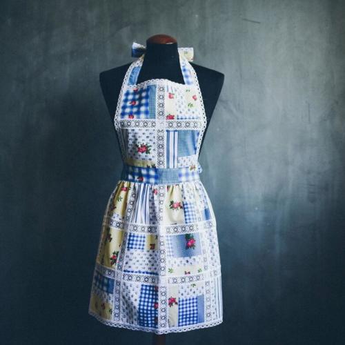 Как пошить фартук для труда в школу. Фасоны фартуков и общее описание моделей