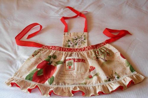 Выкройка фартука для кухни своими руками. История фартука