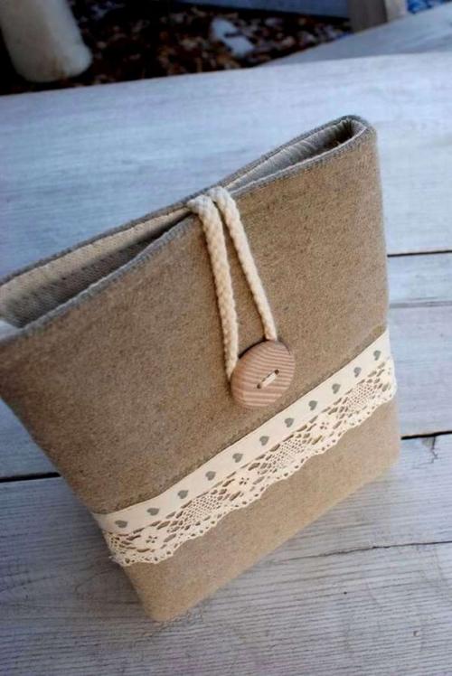 Какие бутылки можно использовать для создания косметички и сумки для игр