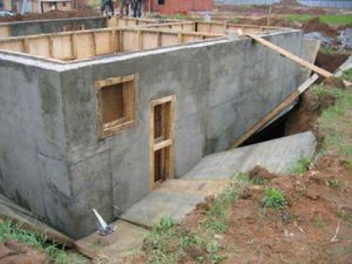 Строительство дома с цокольным этажом. Самостоятельное строительство цокольного этажа