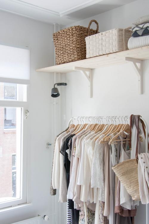 Как сохранить достаточное пространство для хранения вещей в Маленькой спальне. Как организовать хранение в крохотной спальне: 20 гениальных идей