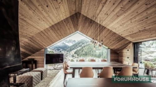 Внутренняя отделка стен деревом. Фотографии интерьеров, которые отделаны древесиной