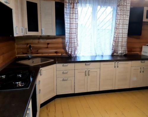 Чем отделать стены на даче внутри. Бюджетная отделка дачного дома внутри 08