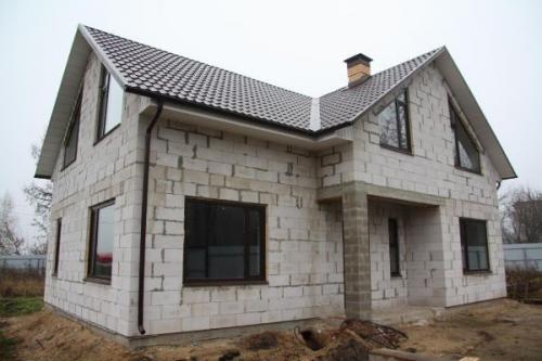 Из чего построить дом недорого и качественно. Бетонные блоки