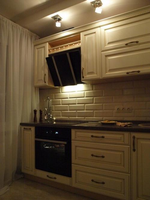 Кухонный фартук из плитки кабанчик. 20 интерьеров с плиткой кабанчик на кухонном фартуке