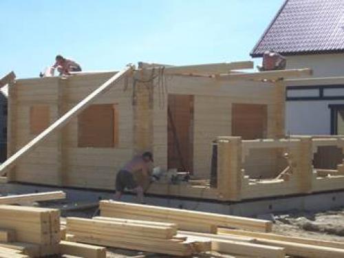 Профилированный брус против клееного: какой лучше для вашего дома 16