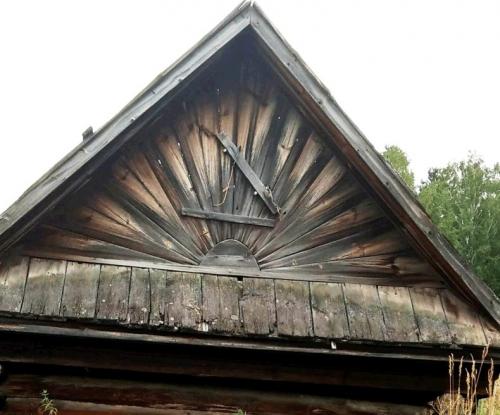 Как изменился дизайн фронтонов дома с течением времени. Немного истории