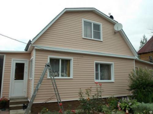 Какие технические особенности необходимо учитывать при установке фронтона дома. Виды фронтонов двускатной крыши с описанием и характеристикой