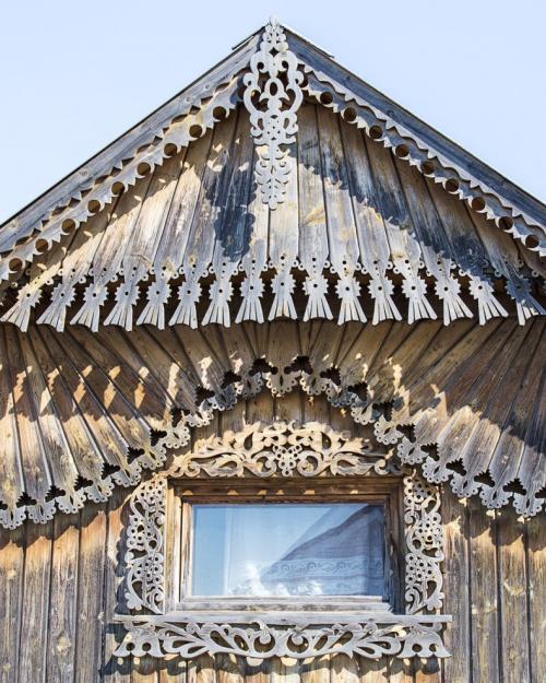 Как изменился дизайн фронтонов дома с течением времени. Немного истории